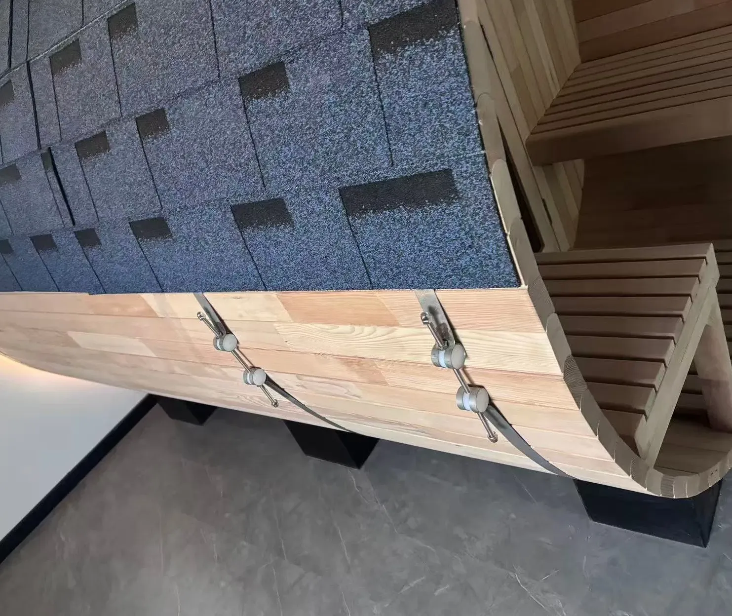 Sauna tonneau Meri 4 places Ø 180 × 180 cm, vue 8 sur 8